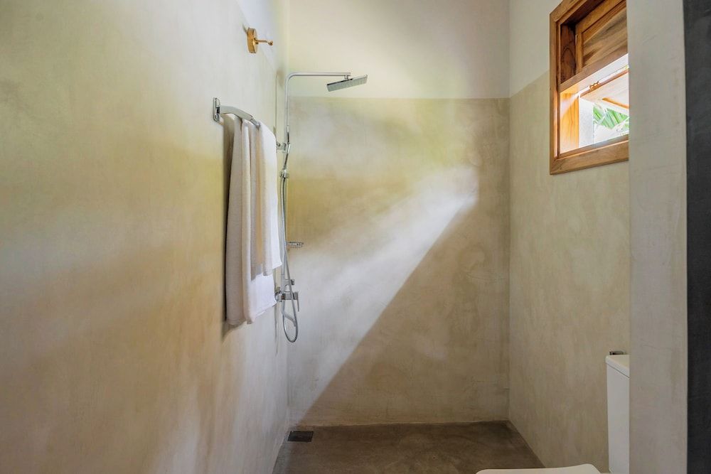 Villa Monkey House Luxury Double Room, Mountain View 13