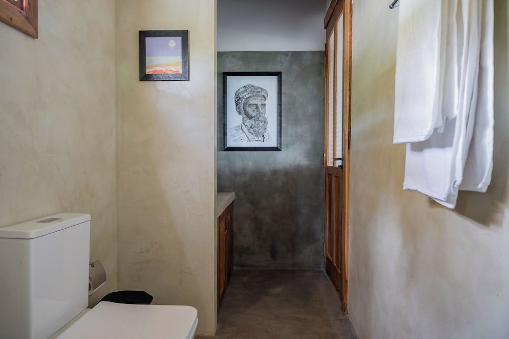 Villa Monkey House Luxury Double Room, Mountain View 12