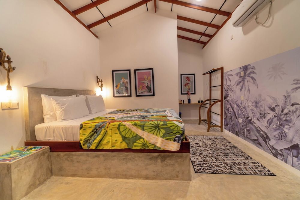 Bird Of Paradise - Ahangama Villa Deluxe Cottage, Garden View 6