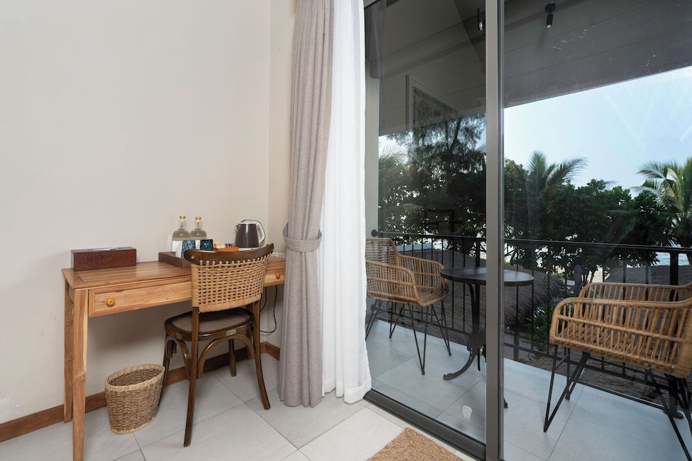 Serendipity Mirissa Superior Double Room 4