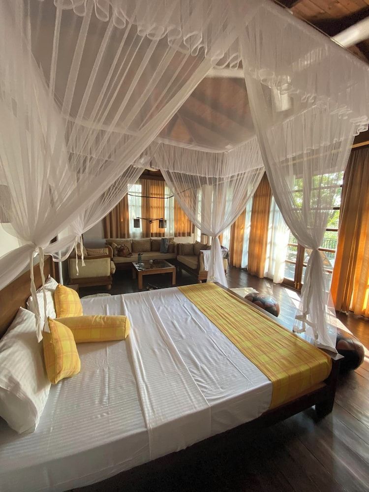 Jungle Paradise Hotel Deluxe Apartment, Balcony, Garden View 11