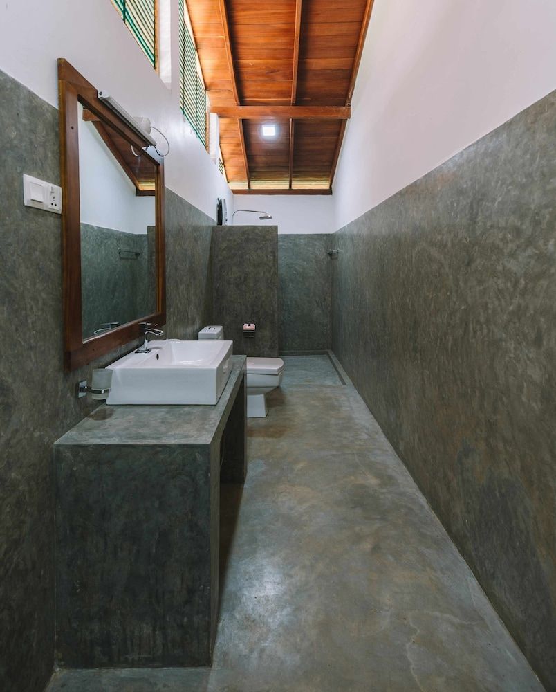 Jungle Paradise Hotel Deluxe Double Room, Balcony, Garden View 10