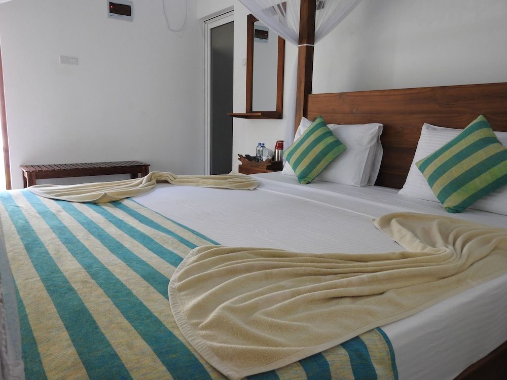 Jungle Paradise Hotel