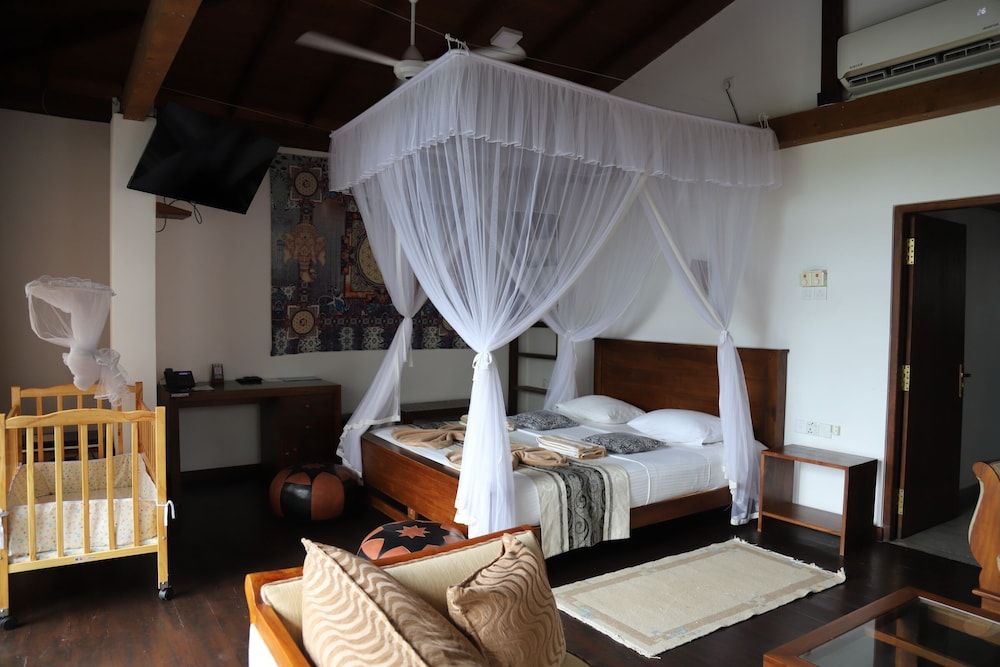 Jungle Paradise Hotel Deluxe Apartment, Balcony, Garden View 10