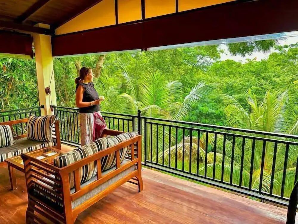 Jungle Paradise Hotel Deluxe Apartment, Balcony, Garden View 15