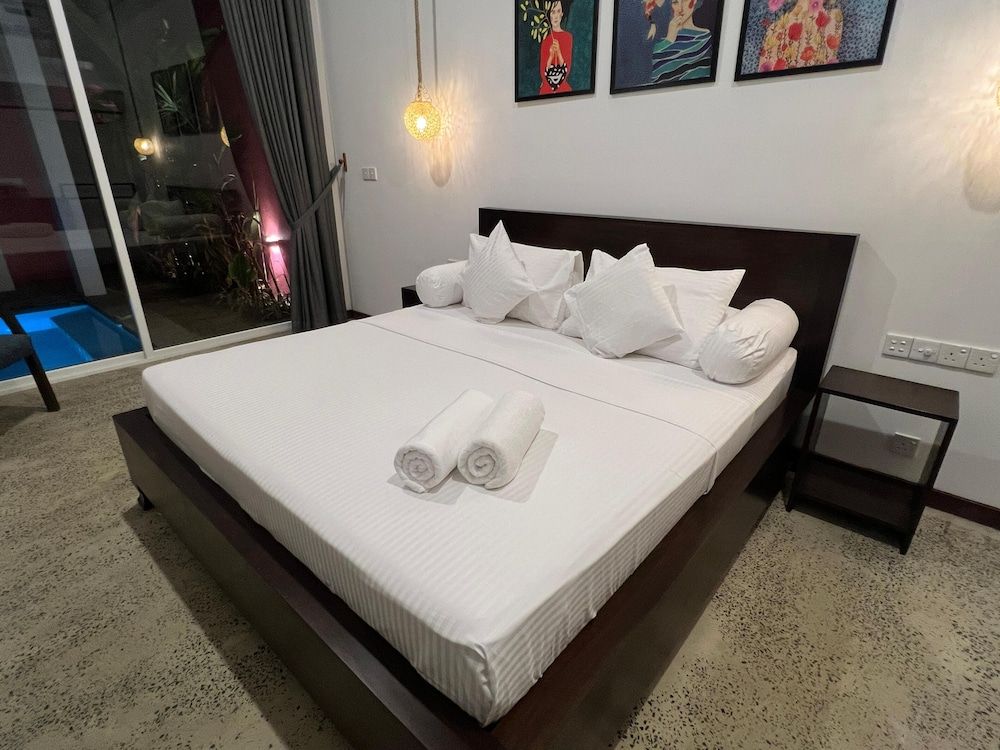 The Pink Elephant by Angam Villas Romantic Suite, Pool View 9