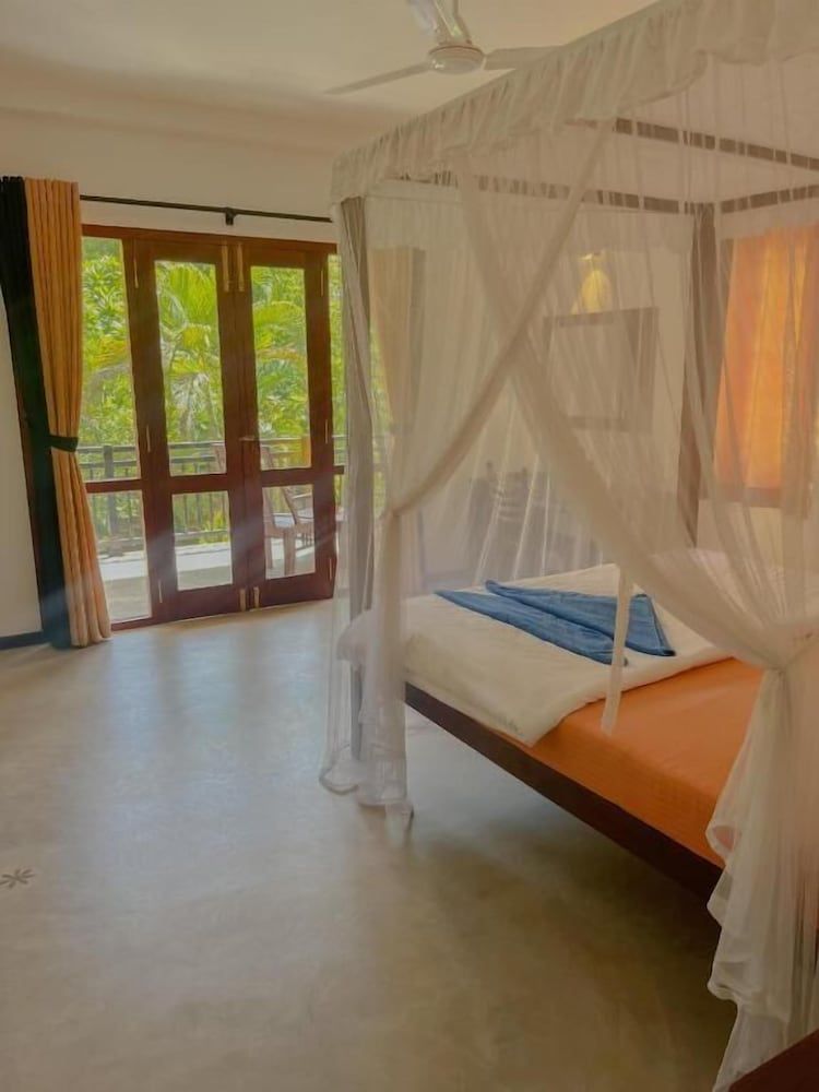 Deluxe Double Room, Garden View