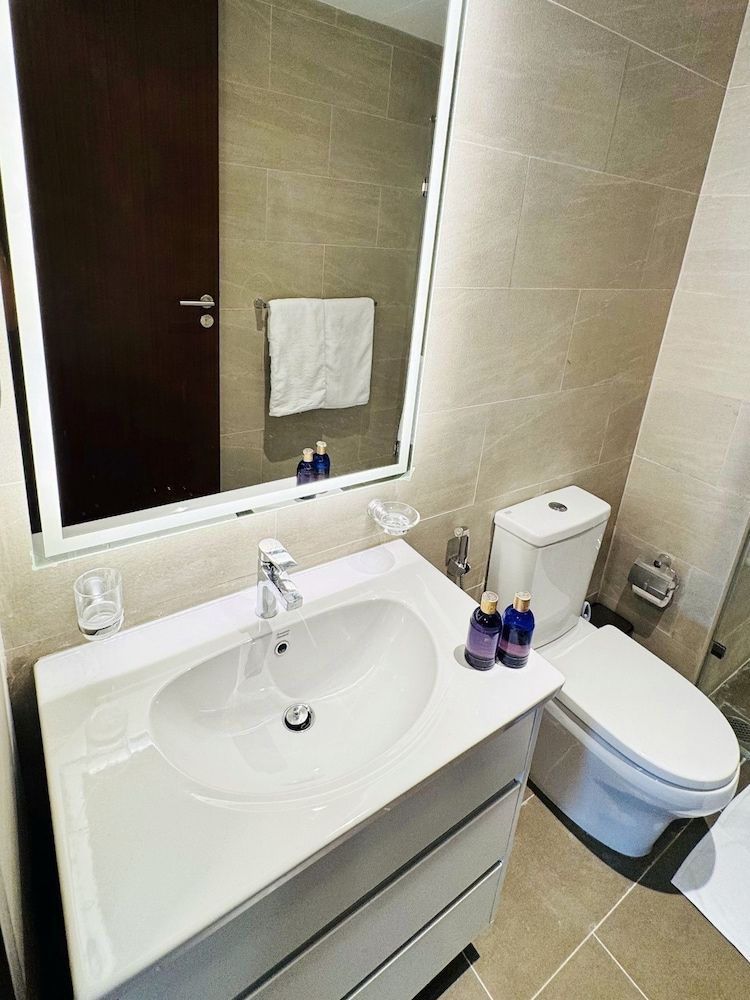 YAKA Trizen Luxury Apartments Luxury Apartment, 2 Bedrooms, City View 18