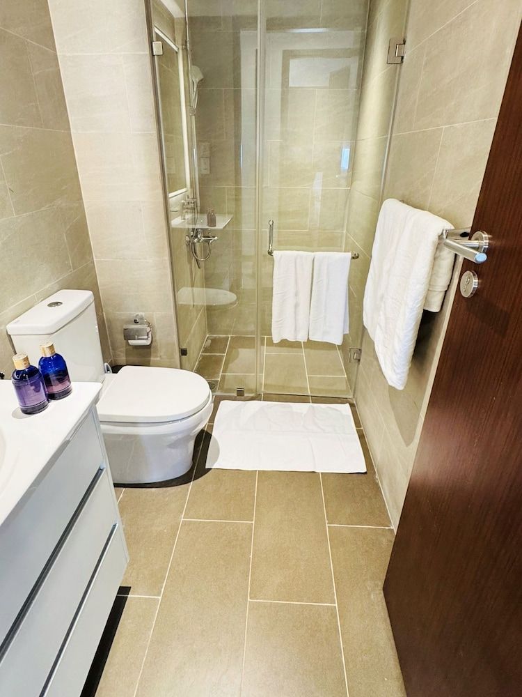 YAKA Trizen Luxury Apartments Luxury Apartment, 2 Bedrooms, City View 19