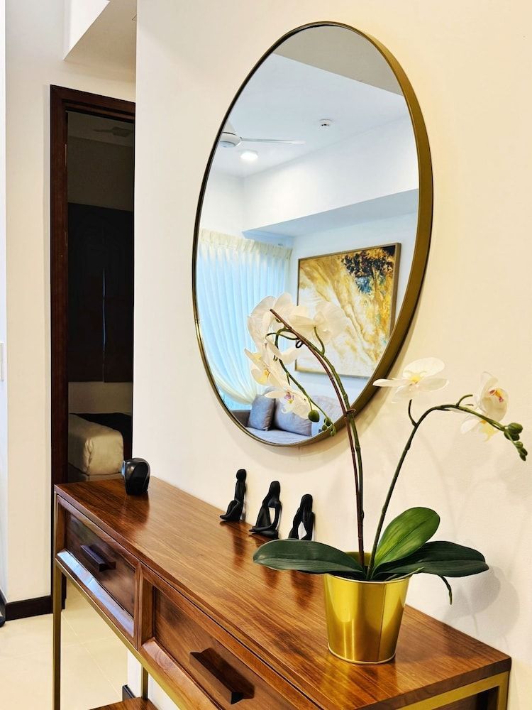 YAKA Trizen Luxury Apartments Luxury Apartment, 2 Bedrooms, City View 16