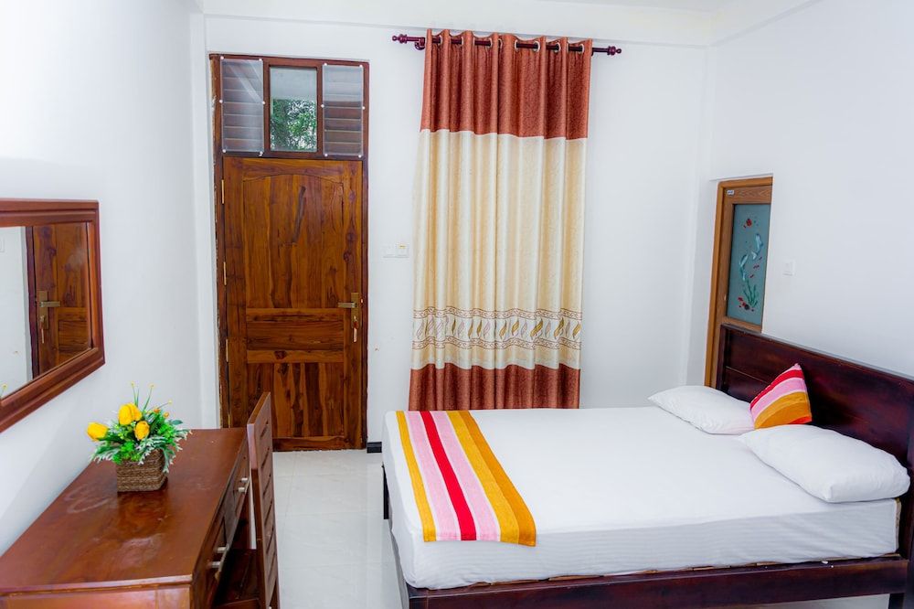 River Shade Inn Double Room, Ground Floor 8