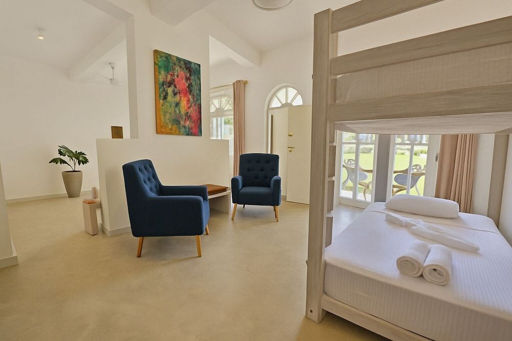 Solara Beach House Family Suite 4