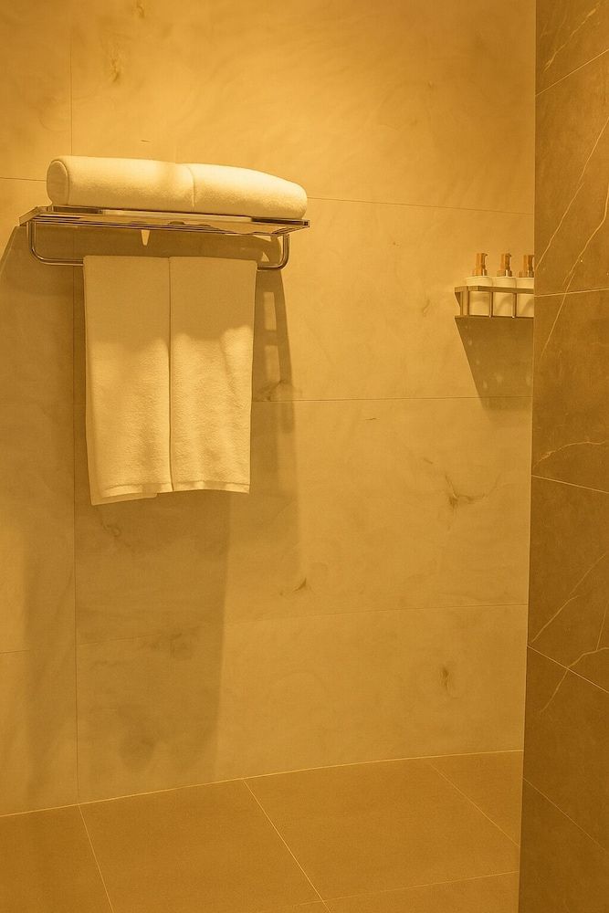 Heaven Breeze Hotel Ella Deluxe Triple Room, Balcony, Mountain View 9