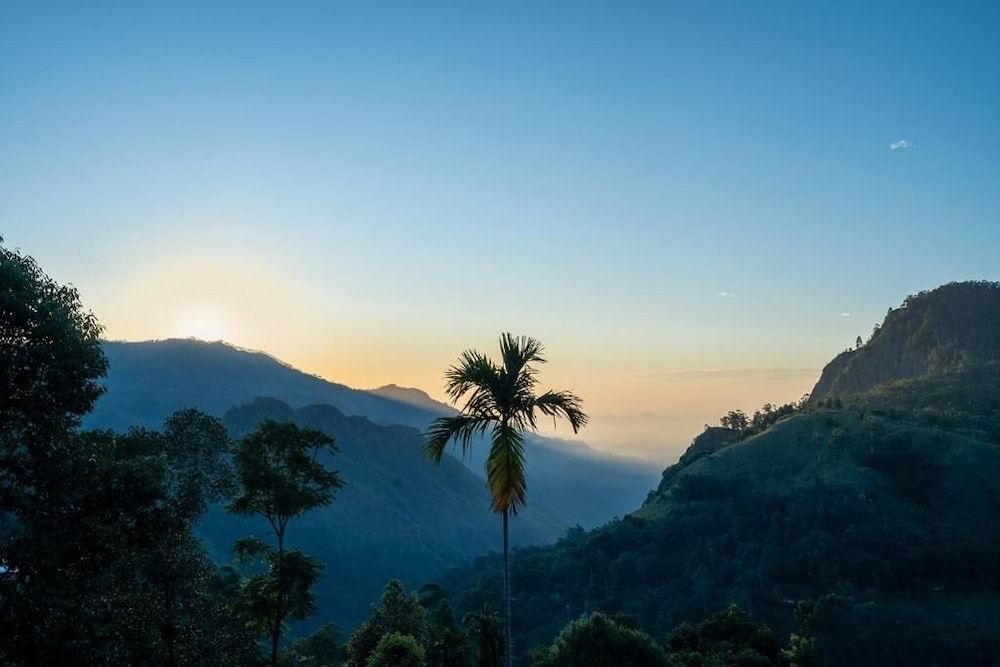Ella Ostella Family Room, Balcony, Mountain View 12