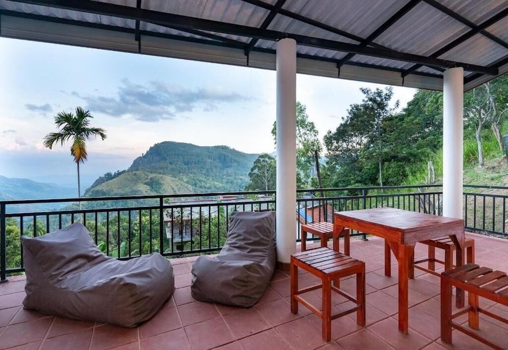 Ella Ostella Deluxe Double Room, Balcony 13