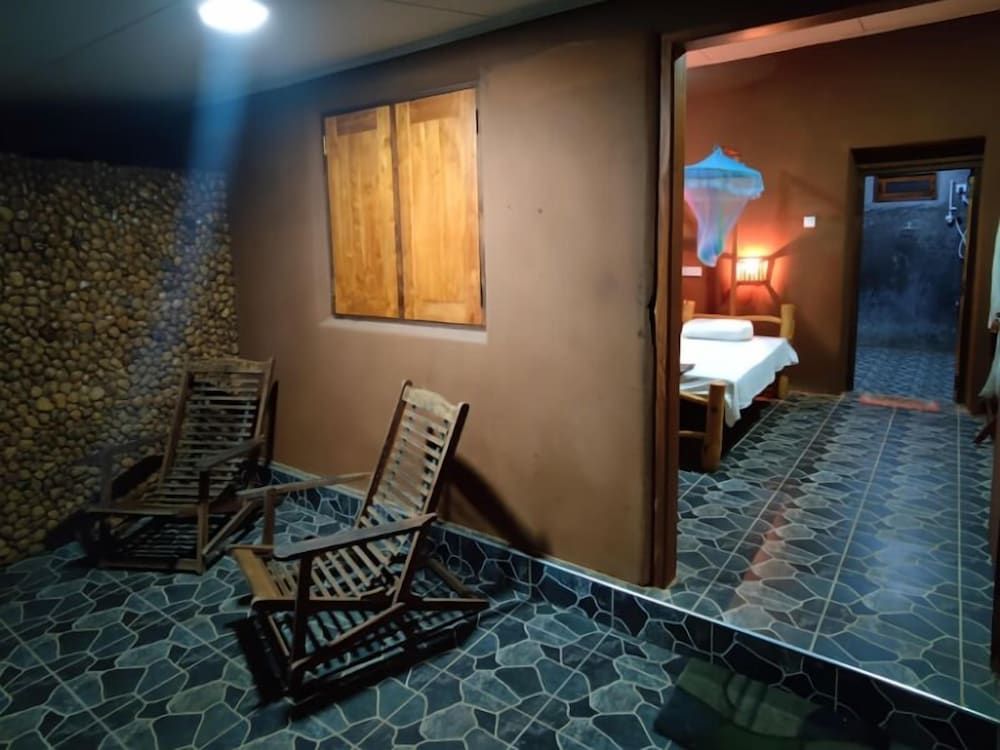 Elephant Paradise Safari Lodge Deluxe Double Room, Patio, Garden View 3