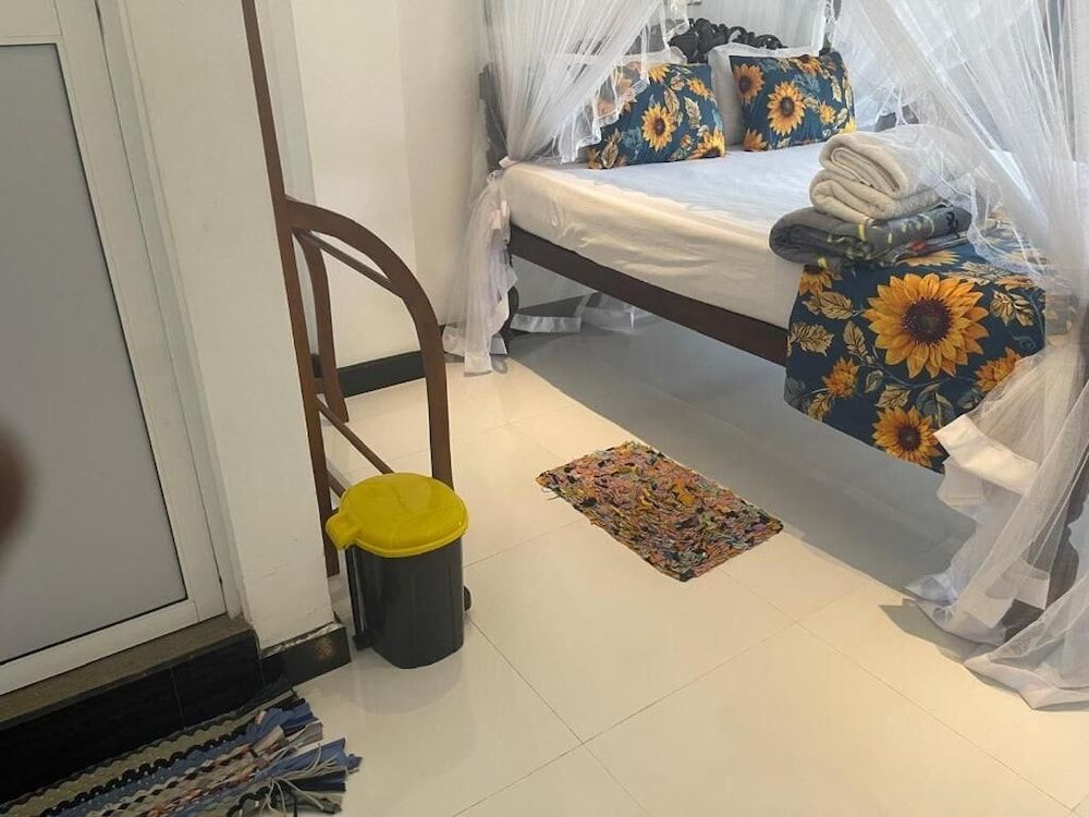 Royal Palace Mirissa Deluxe Double Room, Balcony, Garden View 22