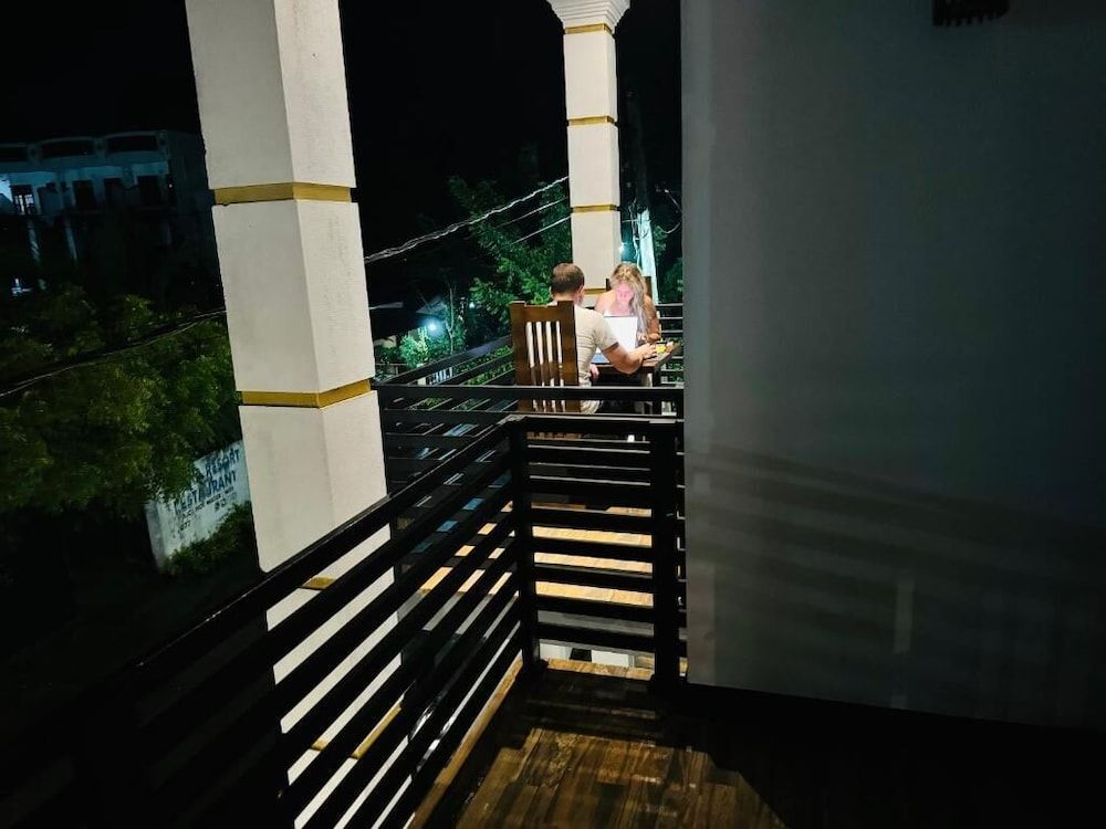 Royal Palace Mirissa Deluxe Double Room, Balcony, Garden View 45