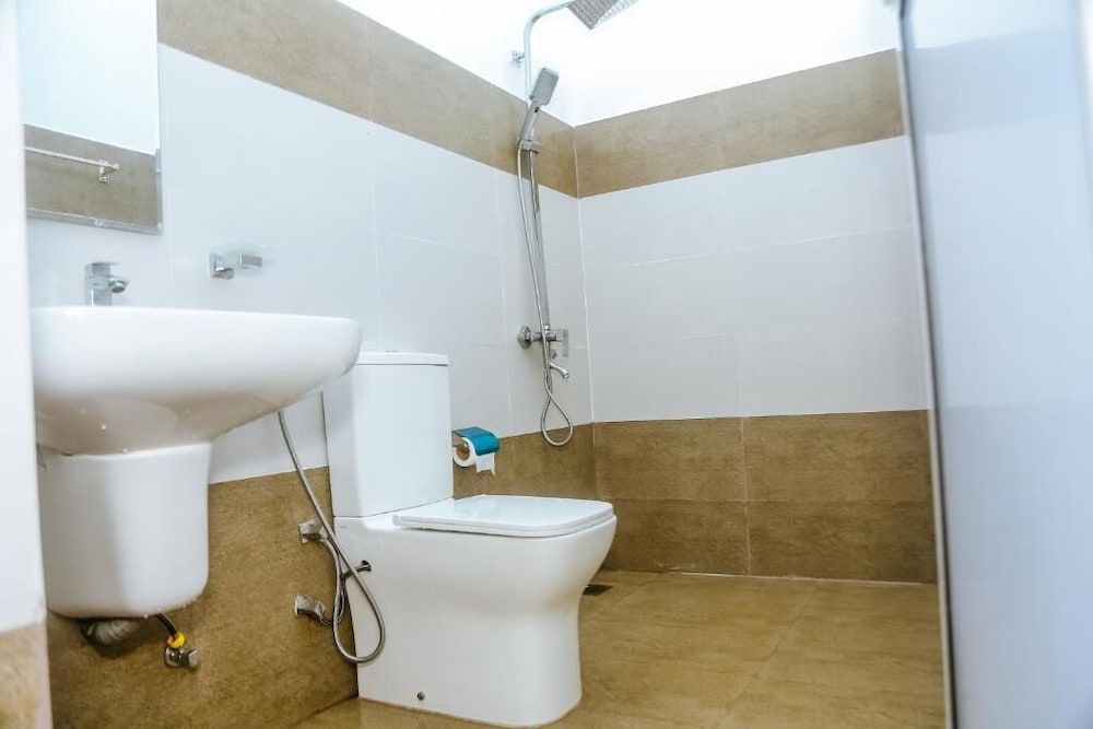 Royal Palace Mirissa Deluxe Double Room, Balcony, Garden View 50