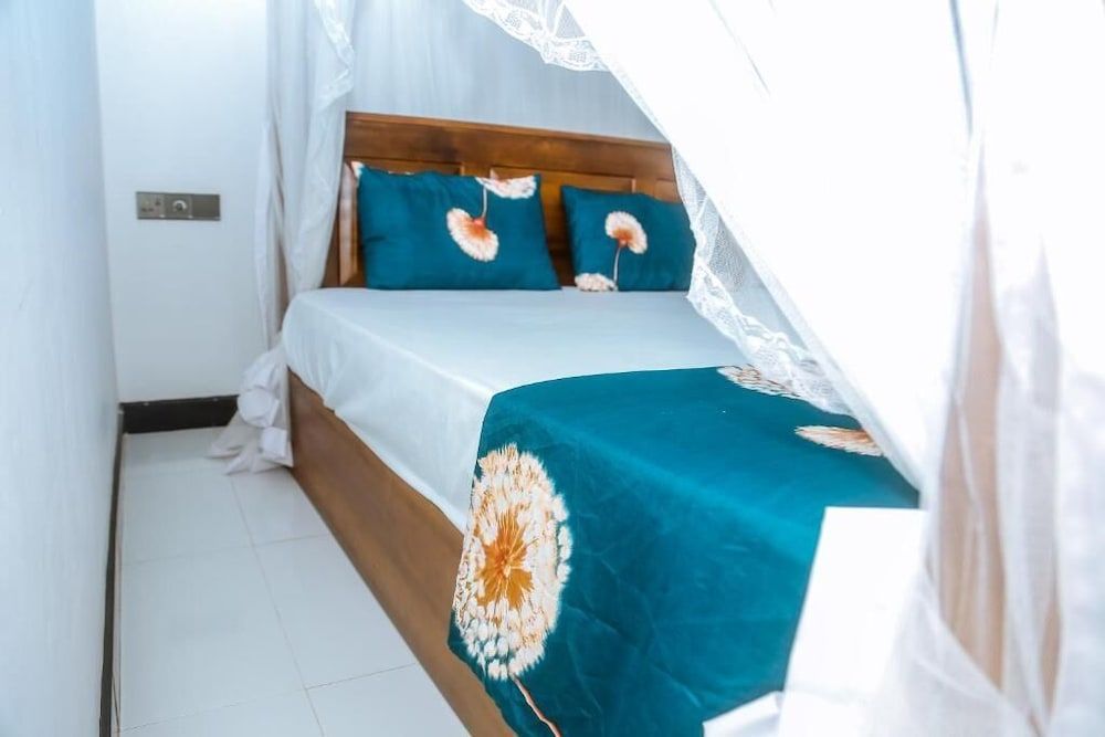 Royal Palace Mirissa Deluxe Double Room, Balcony, Garden View 33