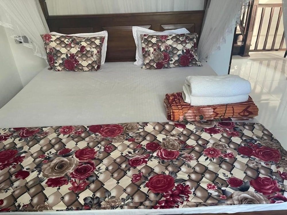 Royal Palace Mirissa Deluxe Double Room, Balcony, Garden View 32