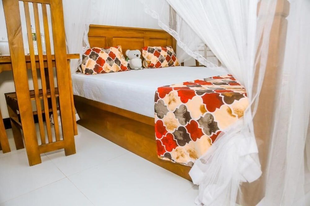 Royal Palace Mirissa Deluxe Double Room, Balcony, Garden View 37