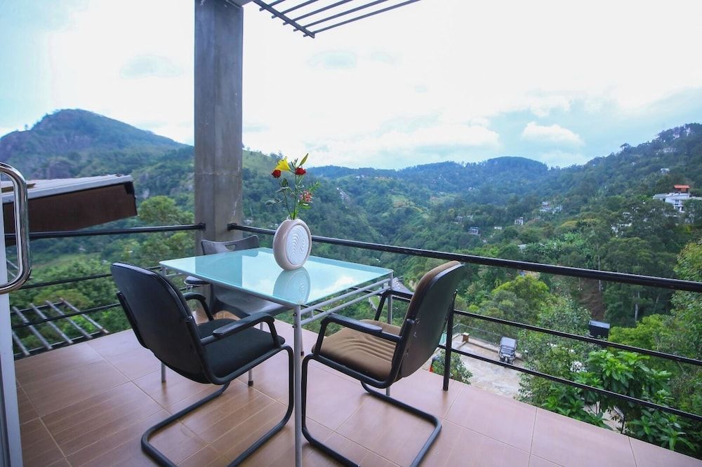 Ella Floating View Classic Double Room, Balcony, Mountain View 4