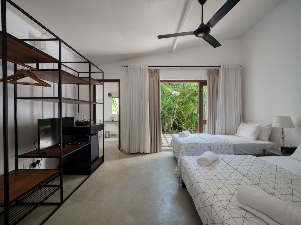 Minnehaha Bentota Villa, River View 3