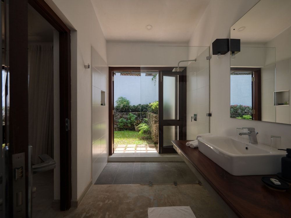 Minnehaha Bentota Villa, River View 11