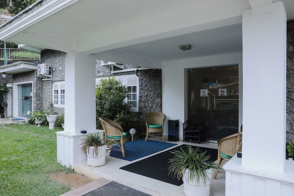 Cozy Nest Kandy Villa