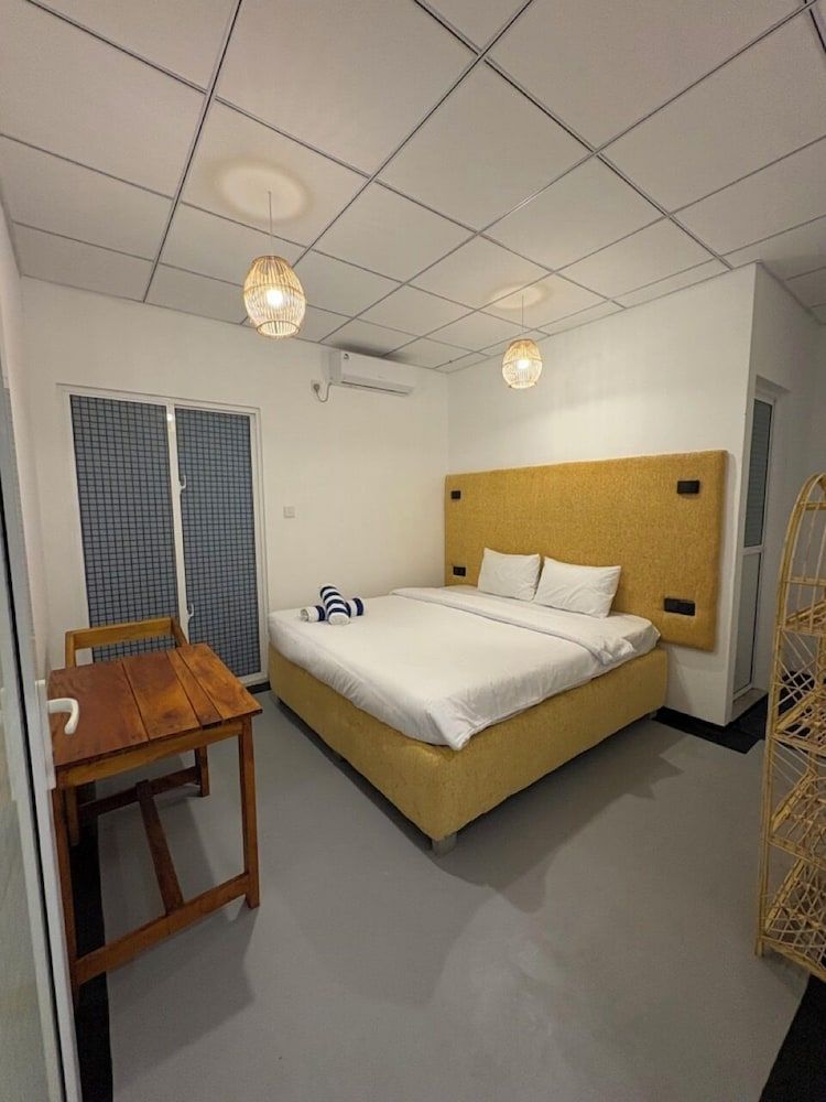 Wake N Flow Deluxe Double Room, Garden View 3