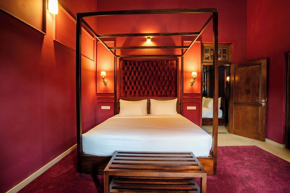 The Merenchi Deluxe Double Room, Garden View 8