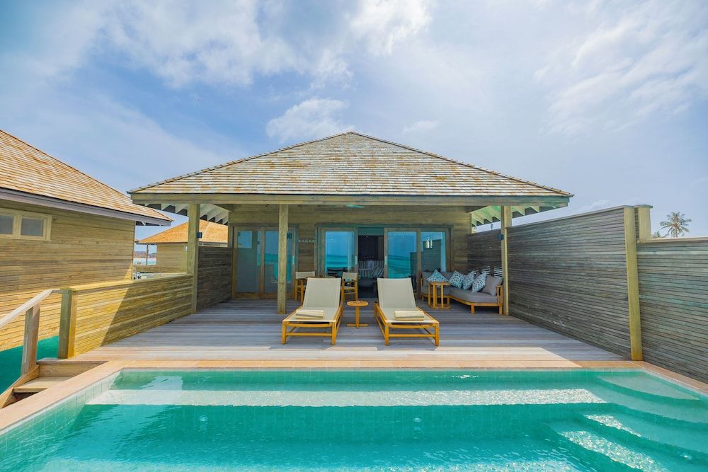 Ocean Pool Villa