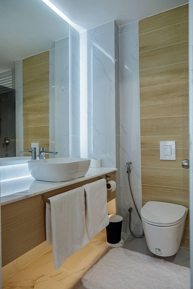 Kinan Boutique Deluxe Double Room, Balcony, City View 7