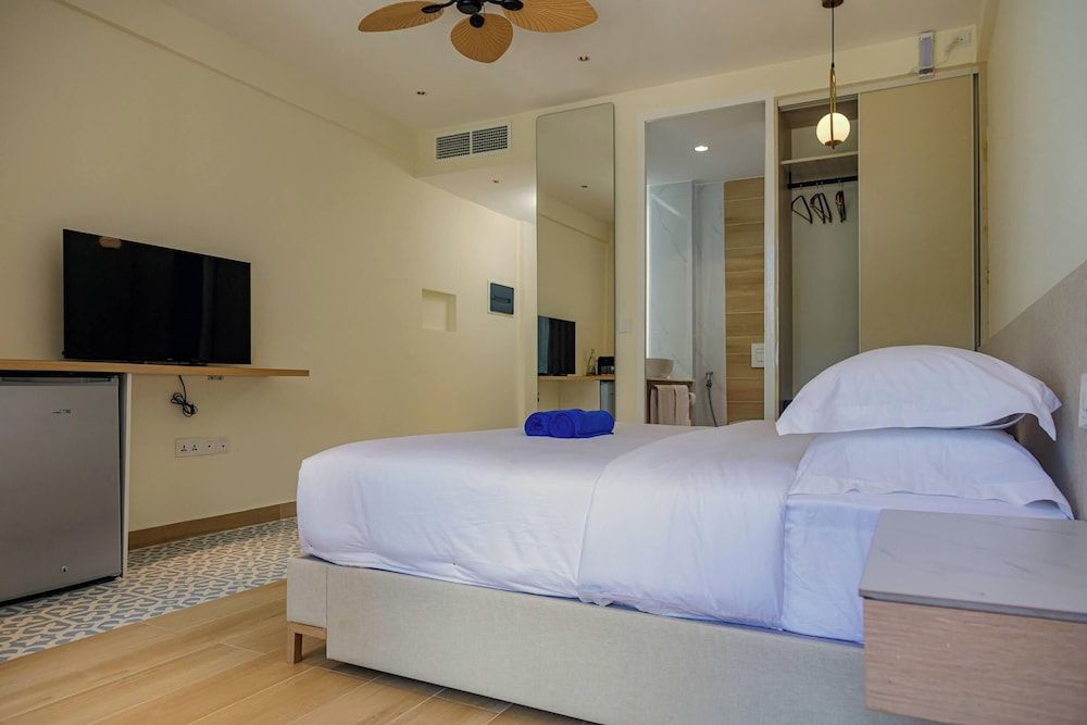 Kinan Boutique Deluxe Double Room, Balcony, City View 2