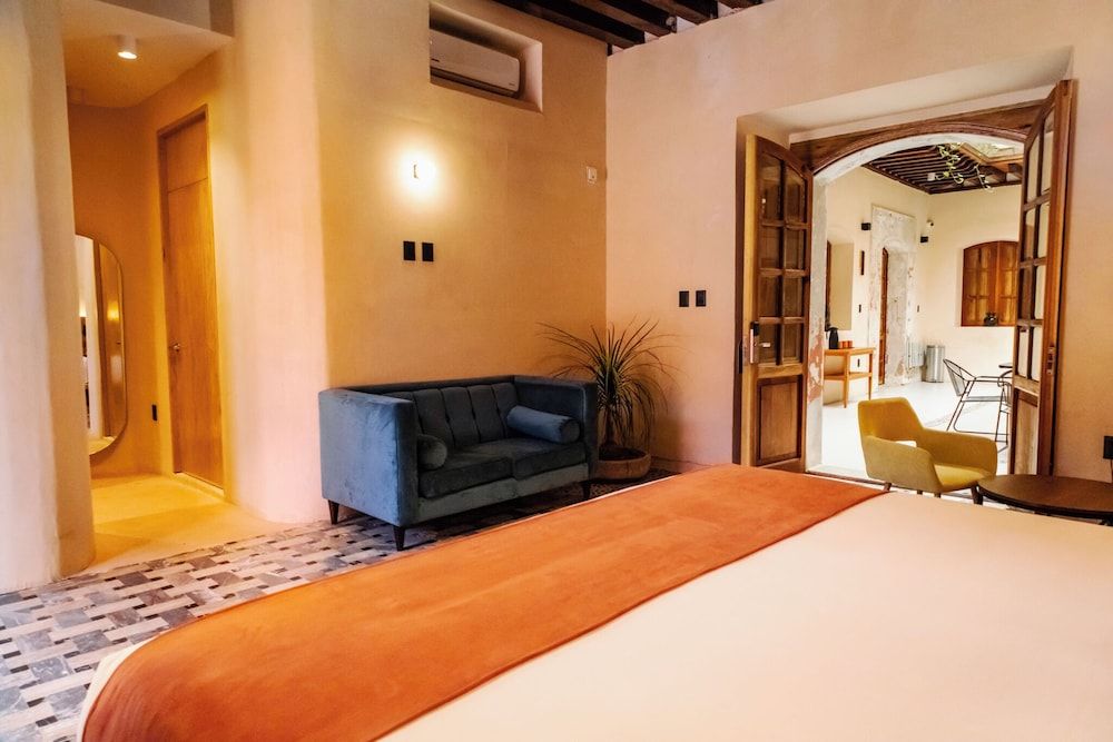 Sauvé Casa Boutique Grand Suite, Balcony, City View 6