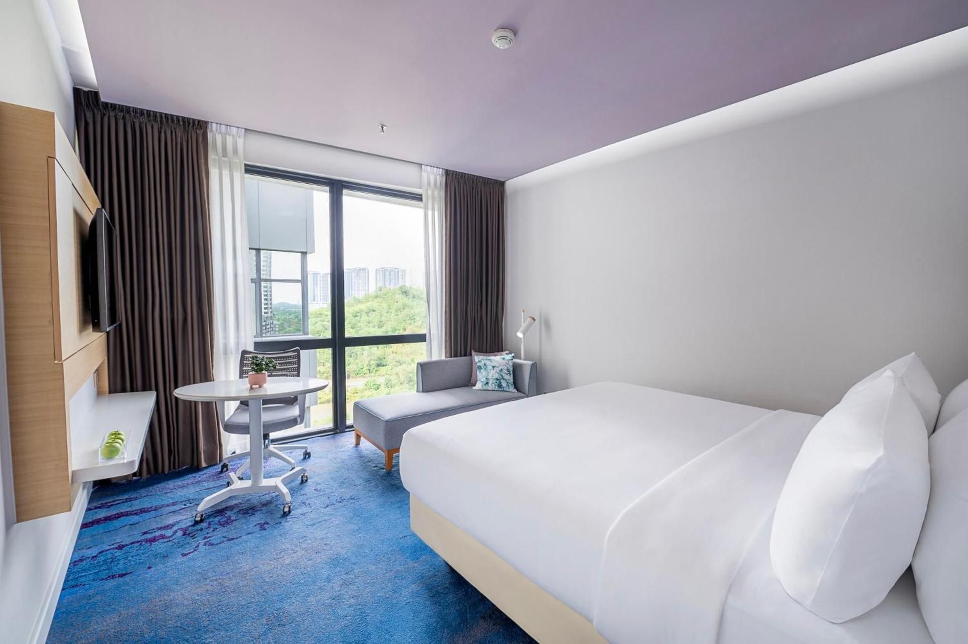 Superior City View King