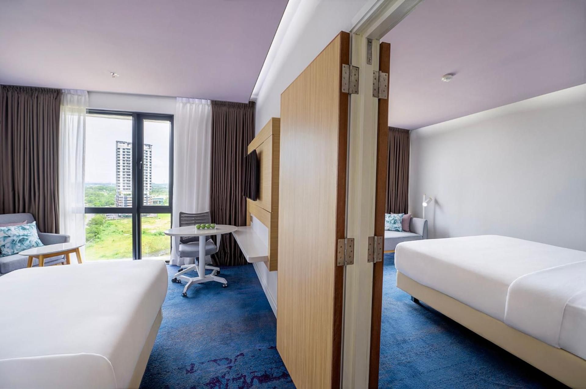 Deluxe Lake View Twin