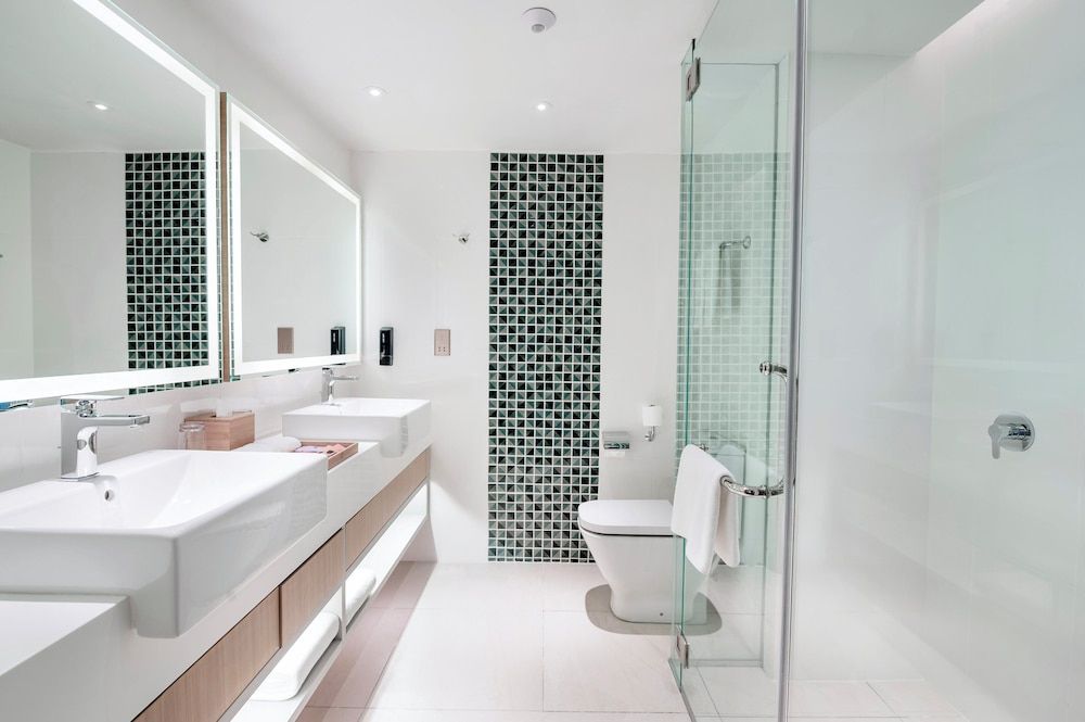 OZO Medini Malaysia Superior Room, 1 King Bed 12