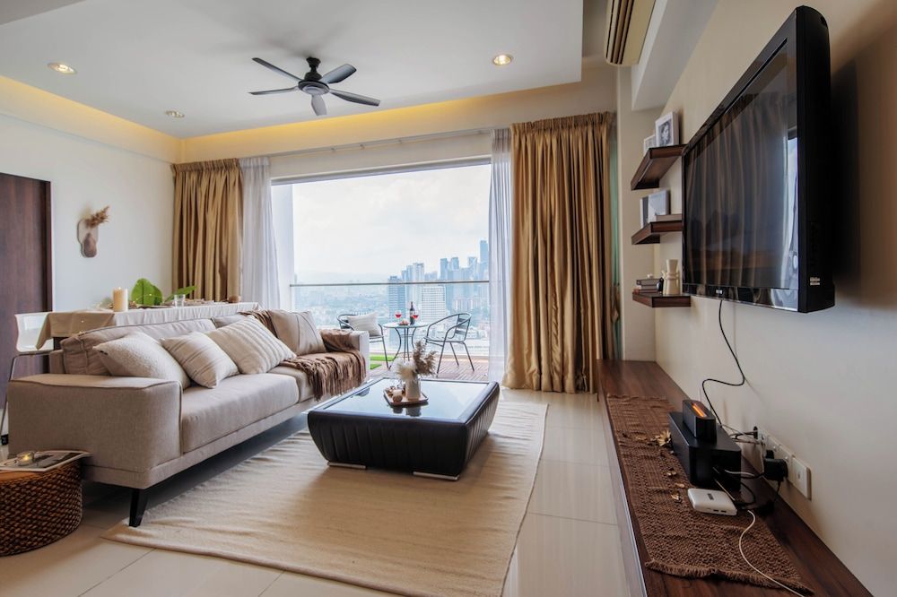 Executive Apartment, 3 Bedrooms, Balcony, City View