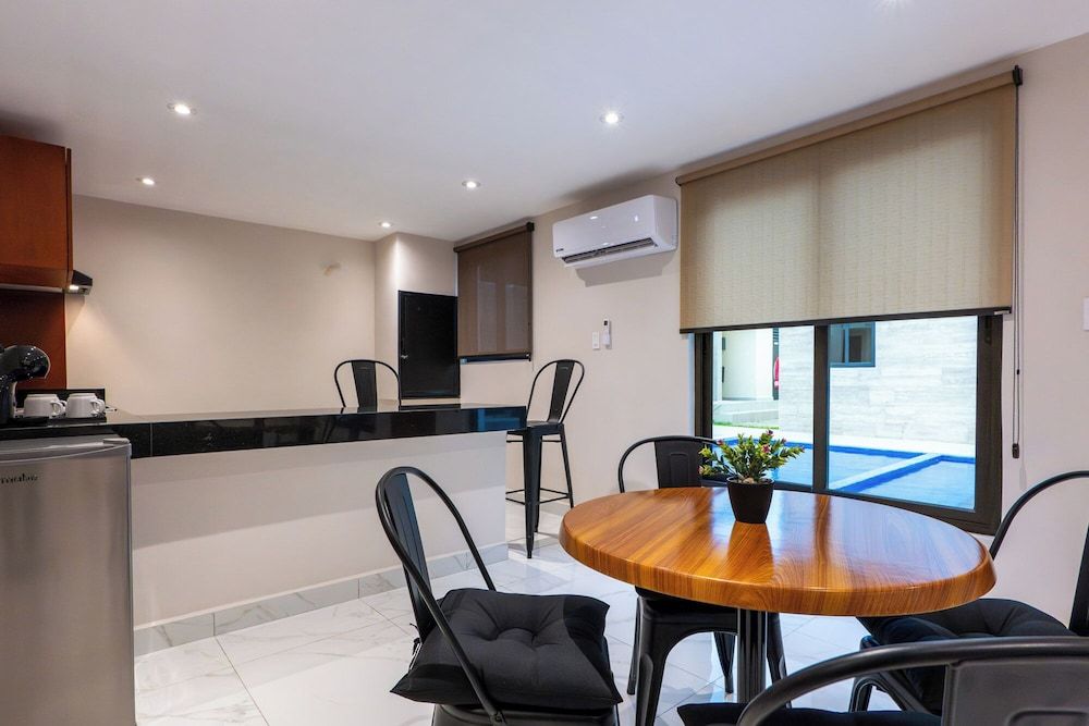 Hotel 28 Two Bedroom Junior Suite 26