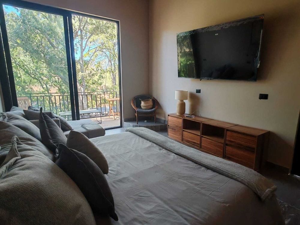 Serenzzo Hotel & Cuisine Exclusive Studio Suite 5