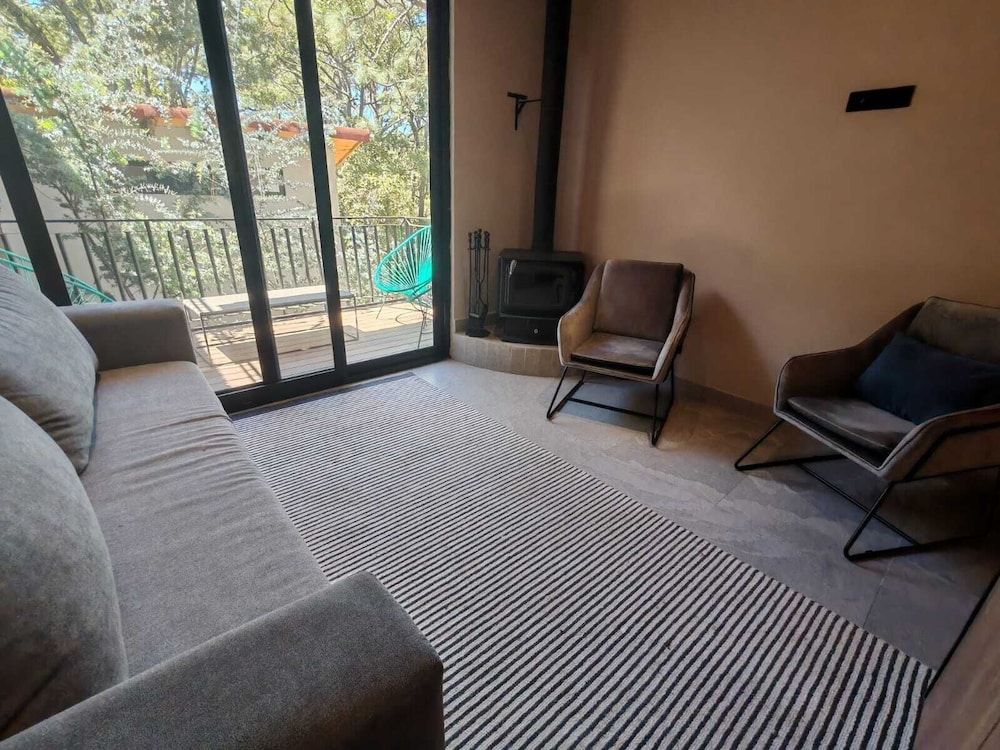 Serenzzo Hotel & Cuisine Exclusive Studio Suite, 1 King Bed with Sofa bed (1) 8