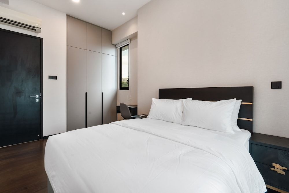 Opus by Soulasia Family Apartment, 3 Bedrooms, Balcony, City View 3