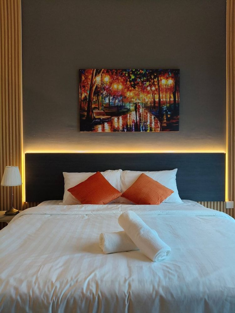 Twin Galaxy Minimalist Studio 2-4pax CIQ JB Town