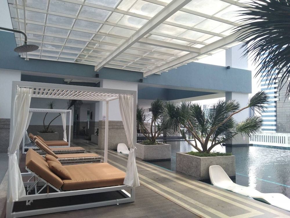 Twin Galaxy Minimalist Studio 2-4pax CIQ JB Town Condo, 1 Bedroom, Patio, City View 8