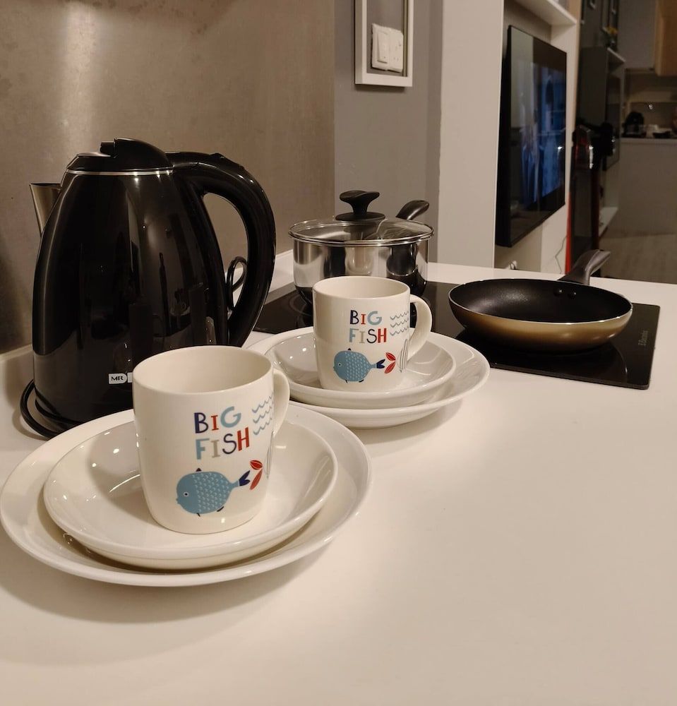 Twin Galaxy Minimalist Studio 2-4pax CIQ JB Town Condo, 1 Bedroom, Patio, City View 11