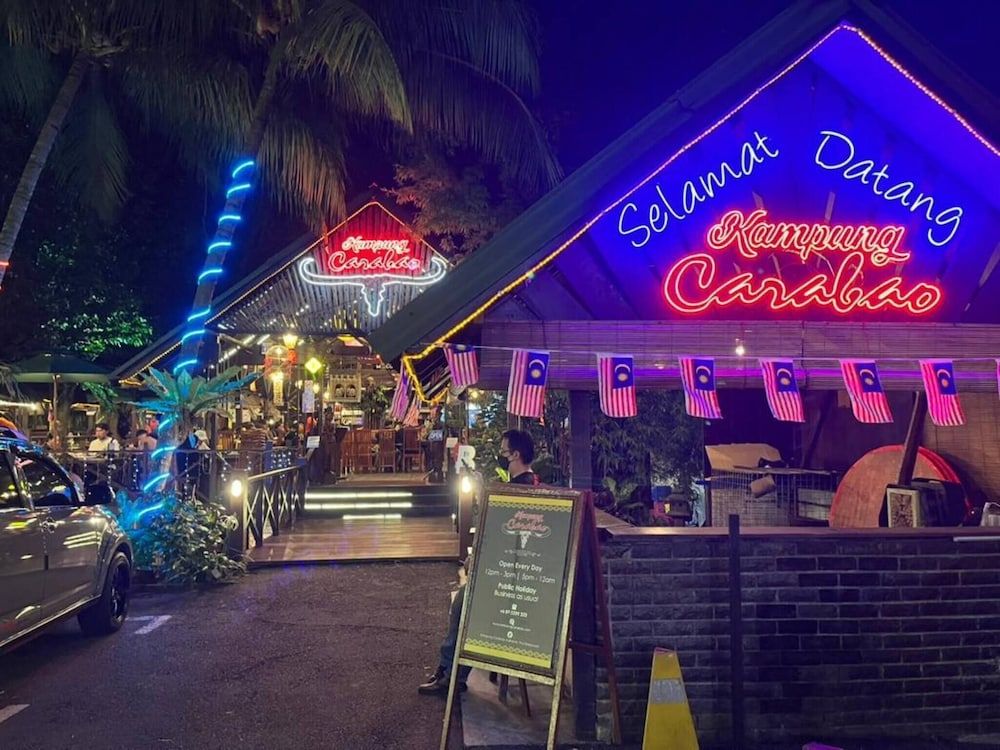 Twin Galaxy Minimalist Studio 2-4pax CIQ JB Town Condo, 1 Bedroom, Patio, City View 16