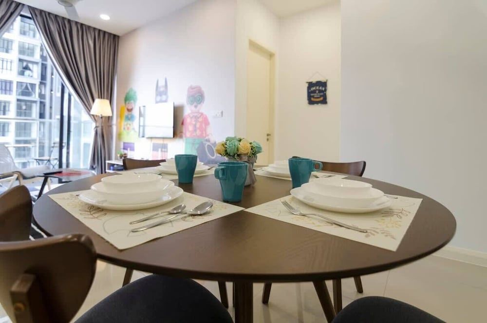 A Lovely 2BR D'pristine Suite Near Legoland Apartment (2 Bedrooms) 13