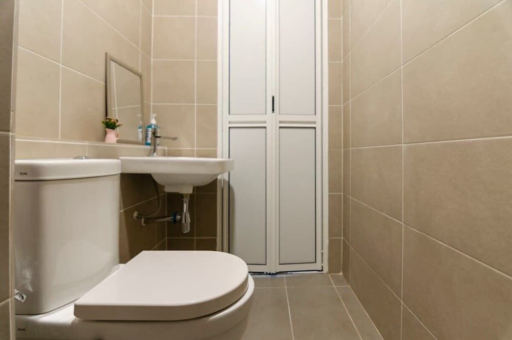 Chic 2BR Dpristine 9 Next to Legoland Free Parking Apartment (2 Bedrooms) 11